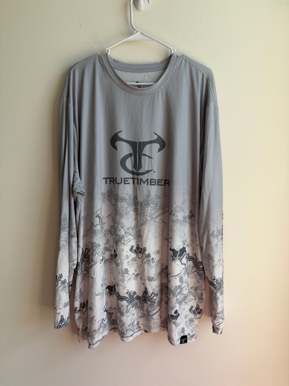True Timber Men’s Sweat Wicking Long Sleeve Tee